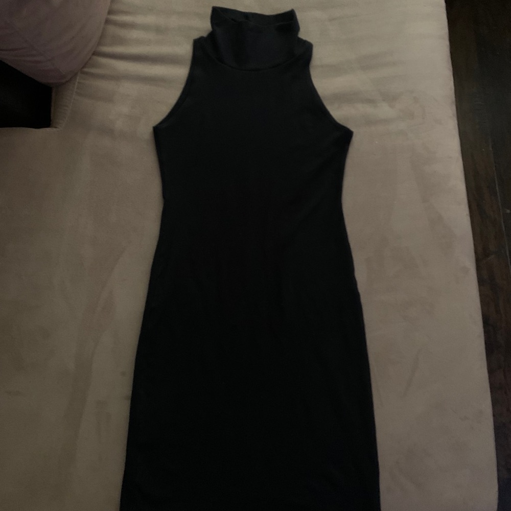 black body con dress